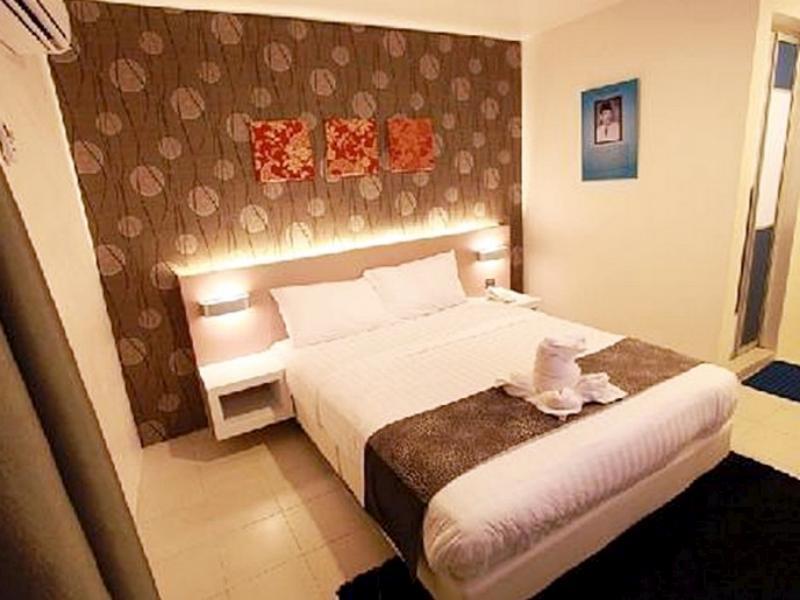 Hollywood Hotel Jakarta Bagian luar foto