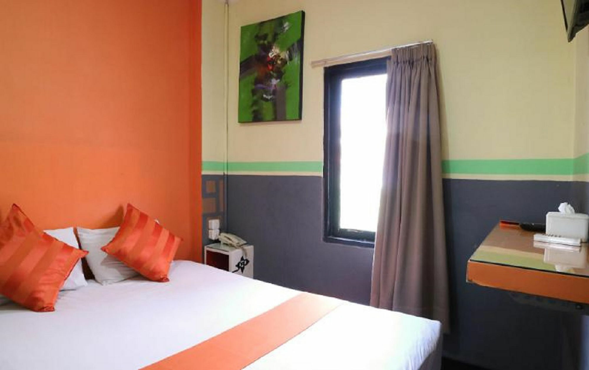 Hollywood Hotel Jakarta Bagian luar foto